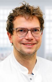 Dr. med. Daniel Schacht